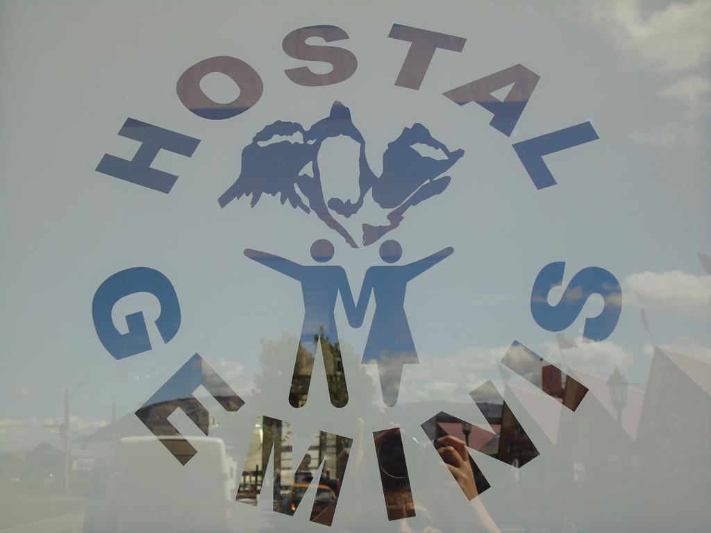 Hostal Geminis פורטו נטאלס מראה חיצוני תמונה